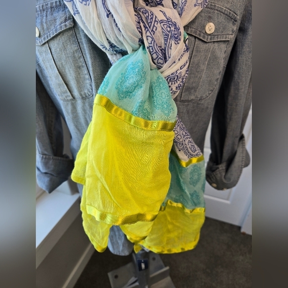 NWT OLD NAVY COTTON LIGHTWEIGHT SCARF WRAP BLUE PAISLEY TEAL YELLOW WOMEN OS - Picture 4 of 12